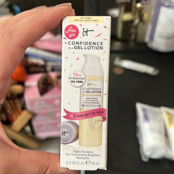 Bad habit and IT moisturizer - Picture 2 of 3